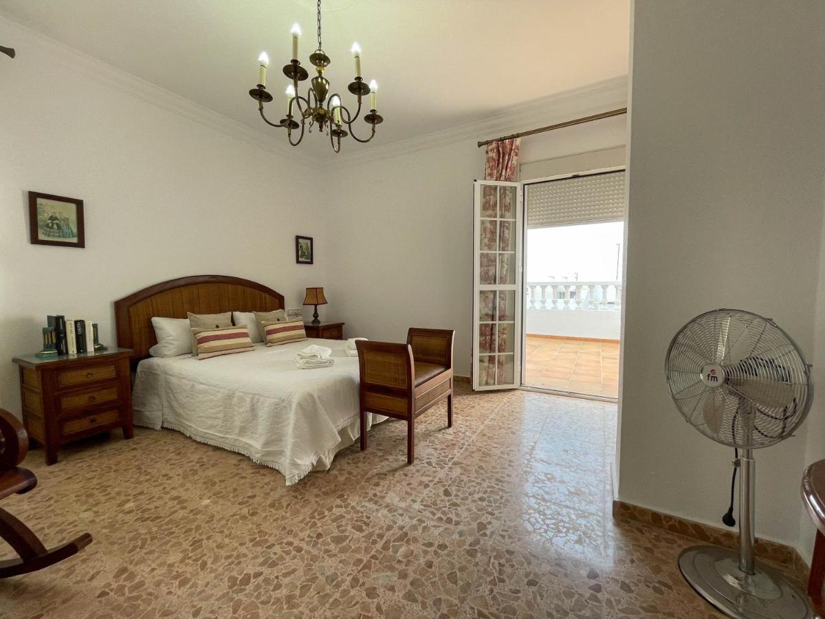 Villa Leza Конил-де-ла-Фронтера Екстериор снимка