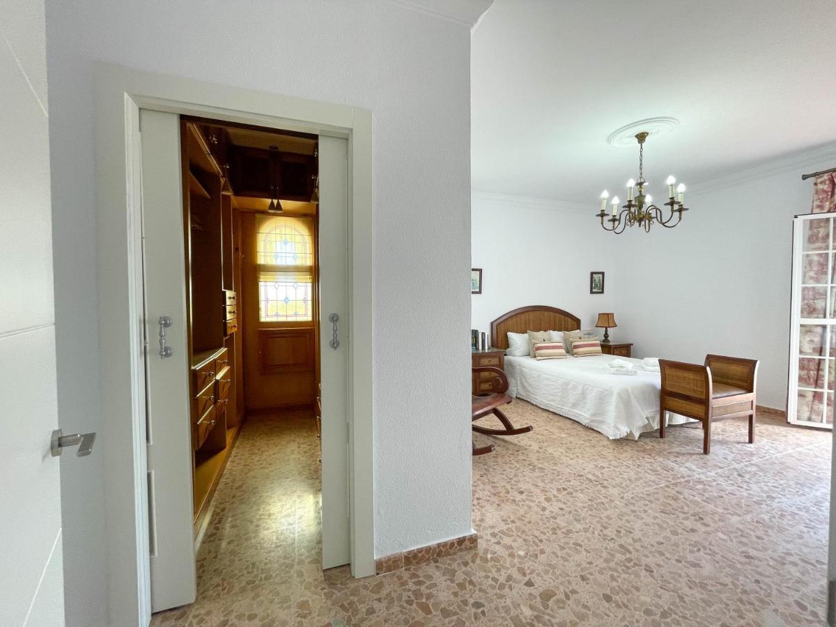 Villa Leza Конил-де-ла-Фронтера Екстериор снимка
